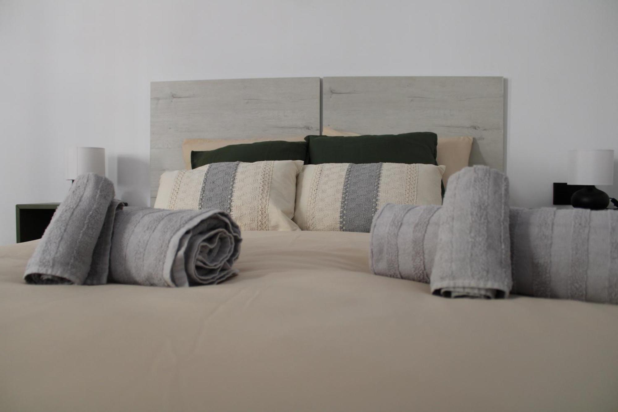 Las Arenas Suites 2 Playa Валенсия Екстериор снимка