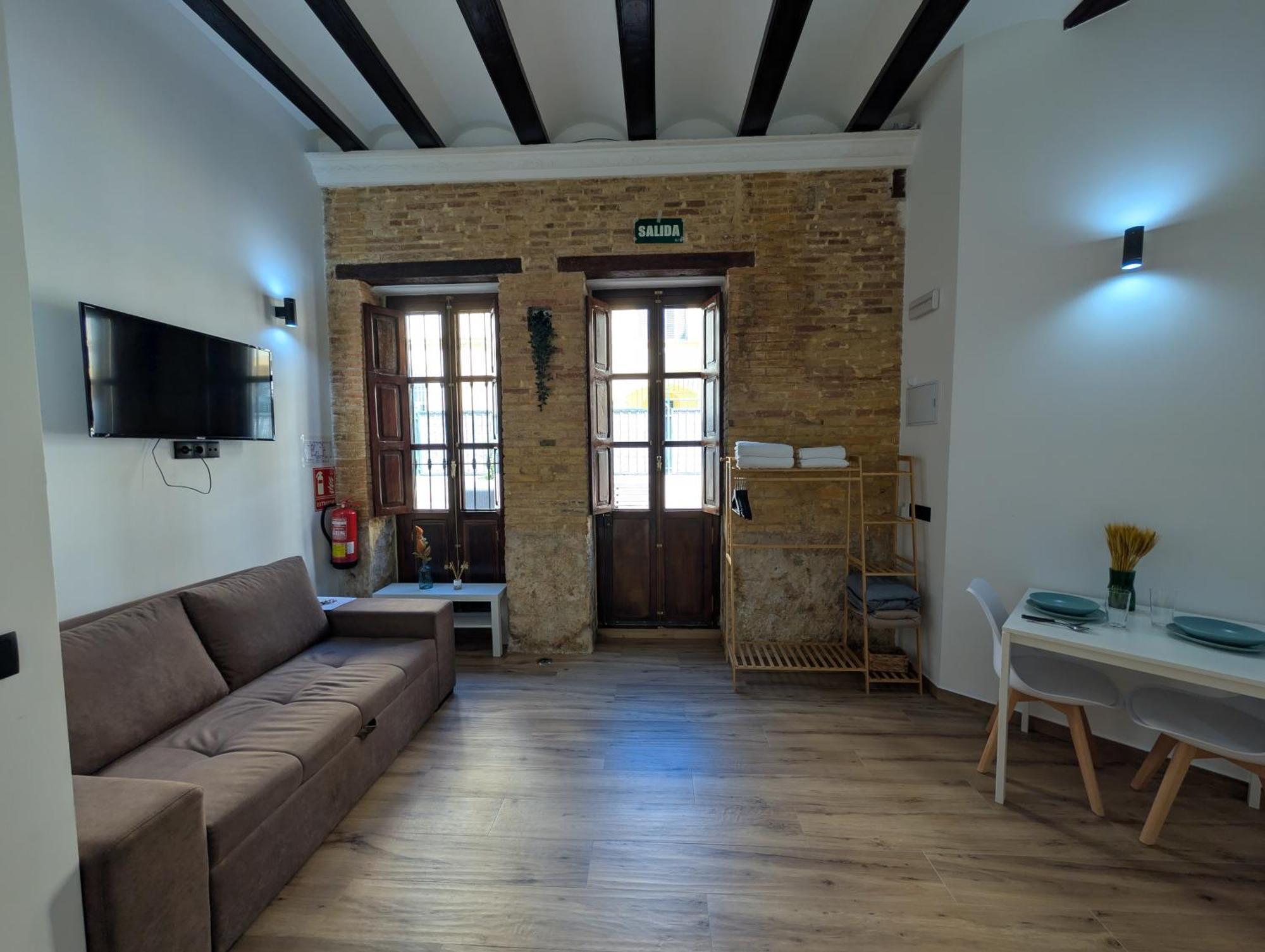 Las Arenas Suites 2 Playa Валенсия Екстериор снимка
