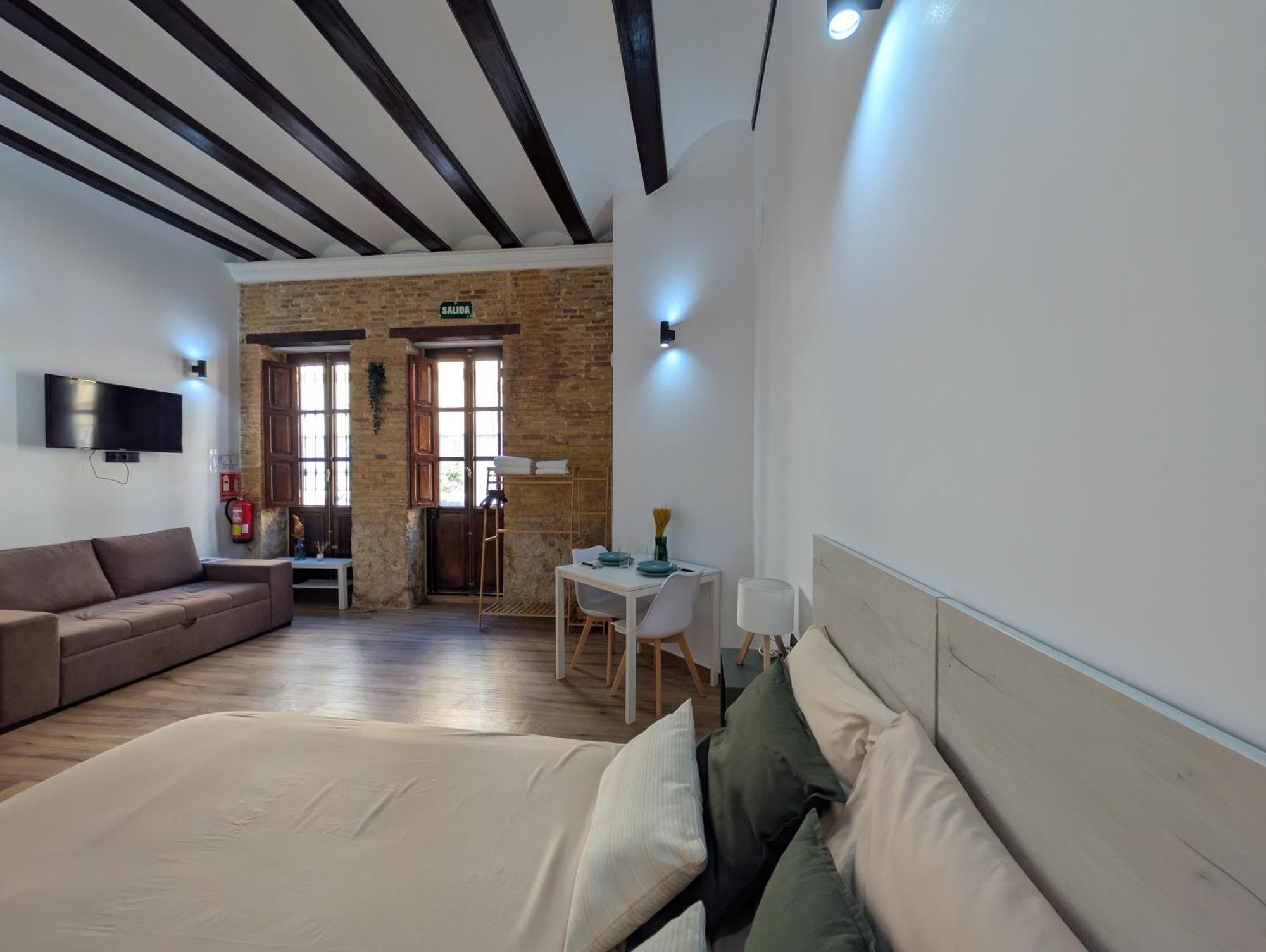 Las Arenas Suites 2 Playa Валенсия Екстериор снимка