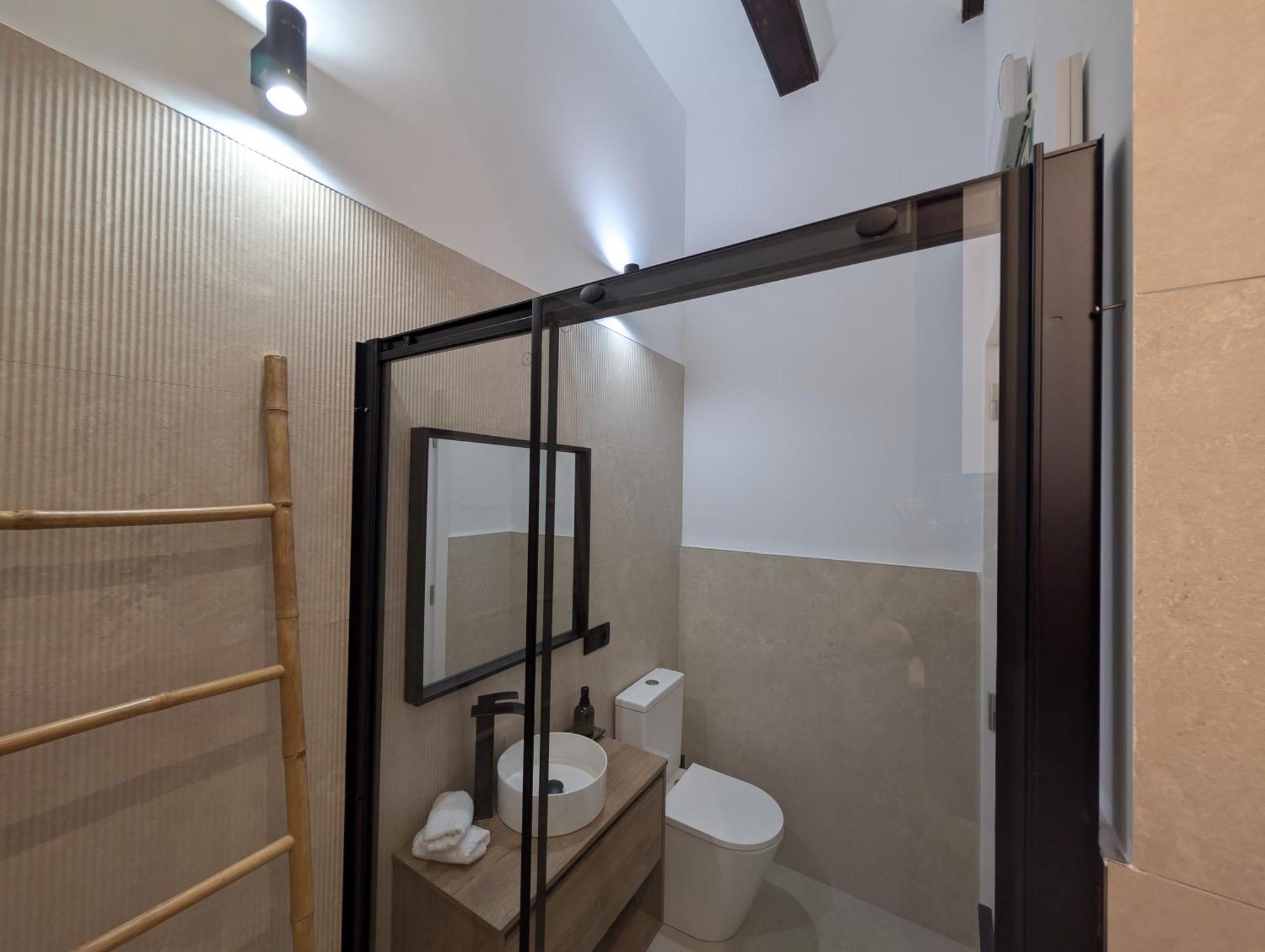 Las Arenas Suites 2 Playa Валенсия Екстериор снимка