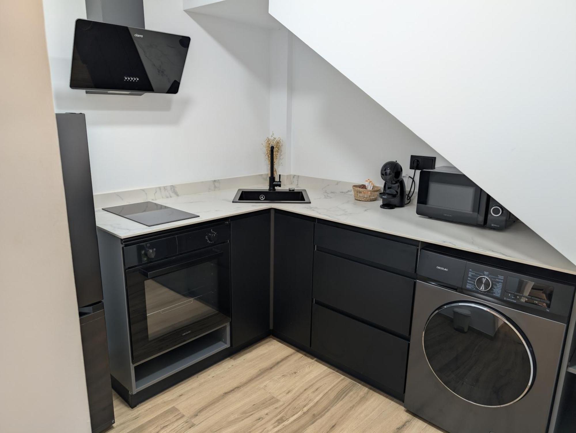 Las Arenas Suites 2 Playa Валенсия Екстериор снимка